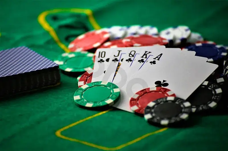 Casimba poker game
